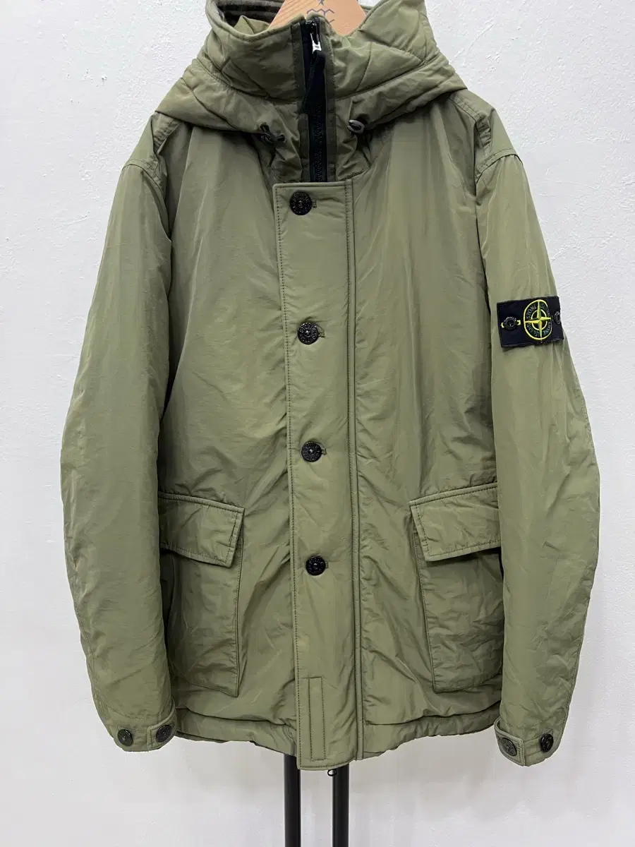 Genuine) Stone Island MicroLapse Padding L