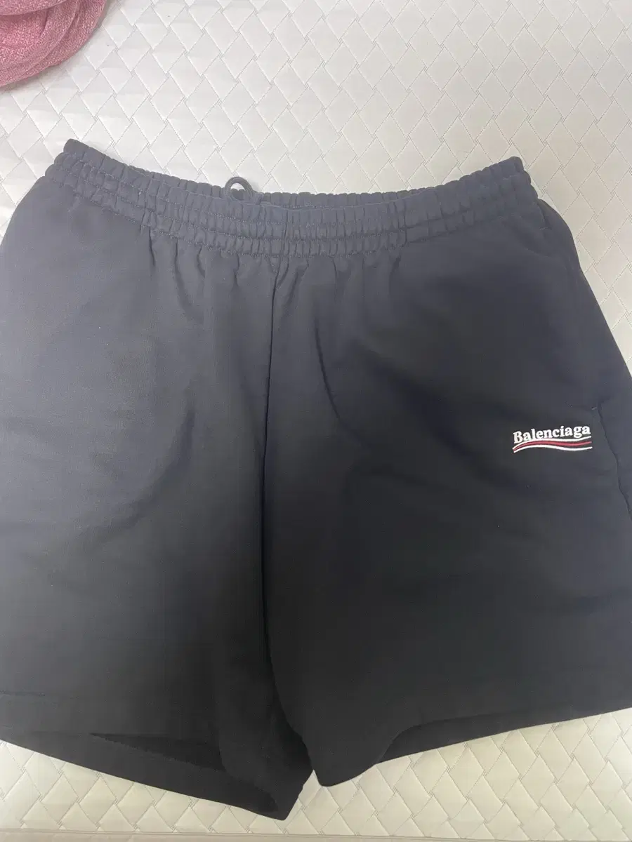 Balenciaga Wavego shorts in black