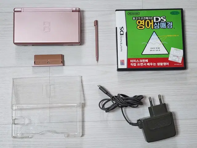 (소장용) 닌텐도 DS LITE + 게임칩 판매합니다