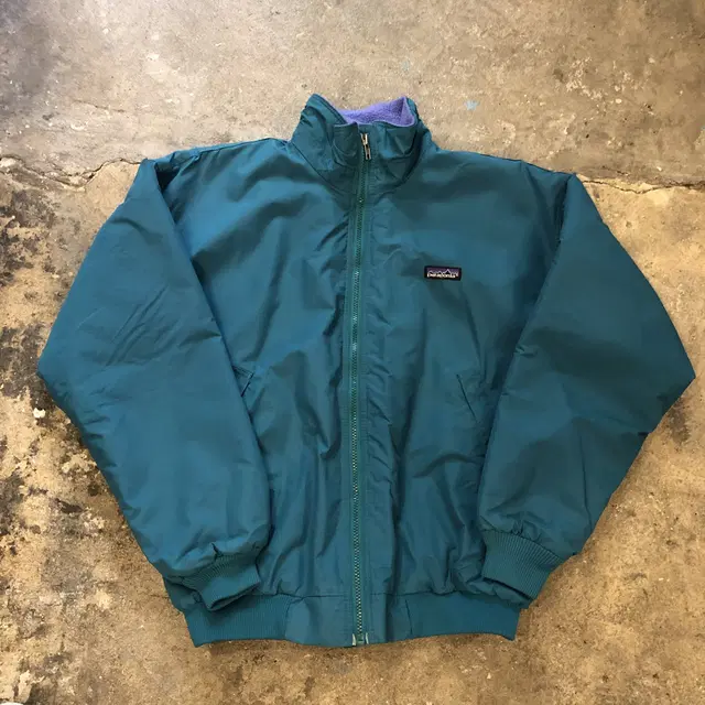 91 Patagonia USA made - L (105 -110)