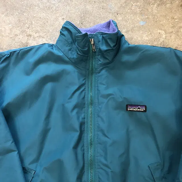 91 Patagonia USA made - L (105 -110)