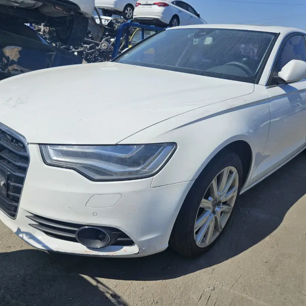 아우디a6 c7 3.0d 45tdi 콰트로 차량부품판매합니다.