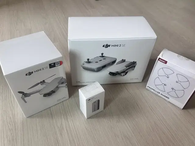 DJI mini2 SE 미니2 SE 드론 플라이모어콤보+케어리프레시 2년