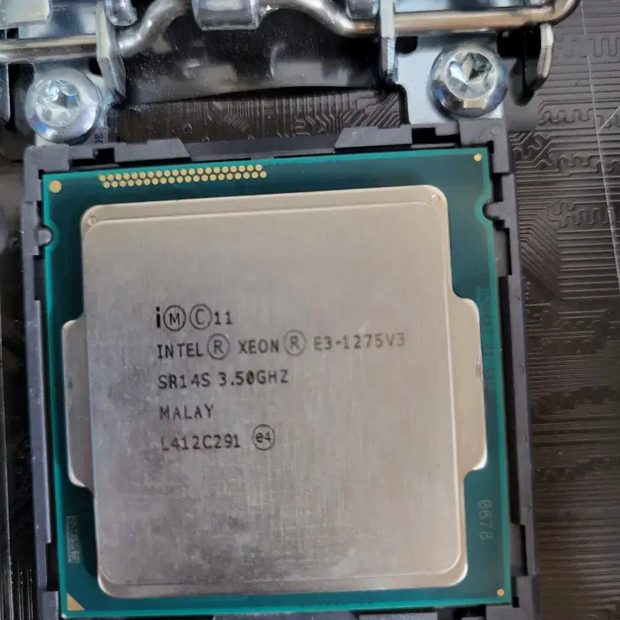 인텔 XEON E3 1275 V3 하스웰 제온(내장 그래픽)