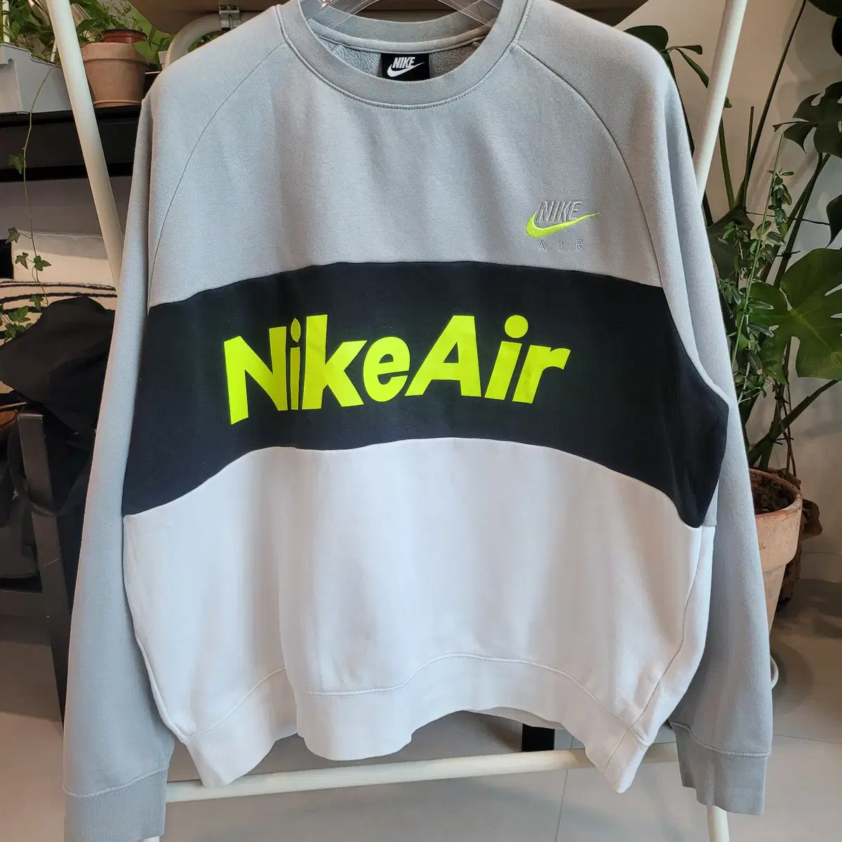 국내 110 나이키 NIKE CUT AND SEW  맨투맨