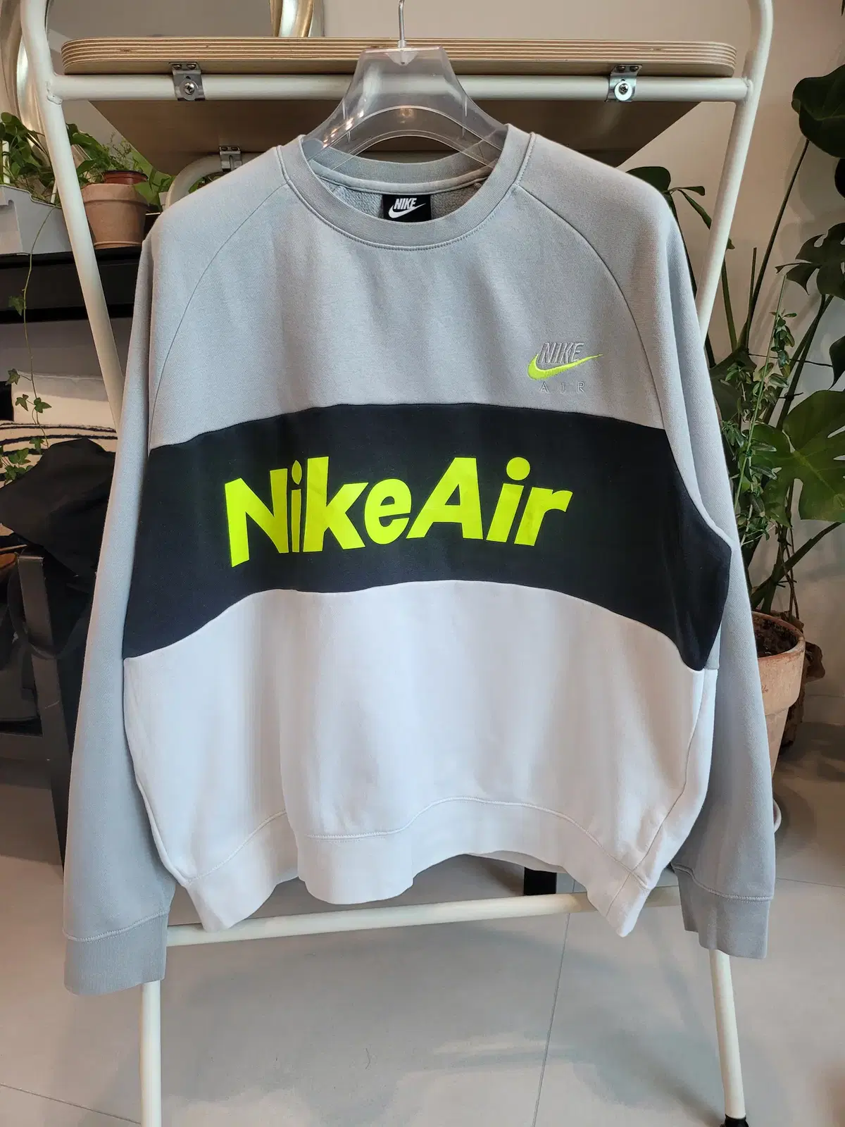 국내 110 나이키 NIKE CUT AND SEW  맨투맨