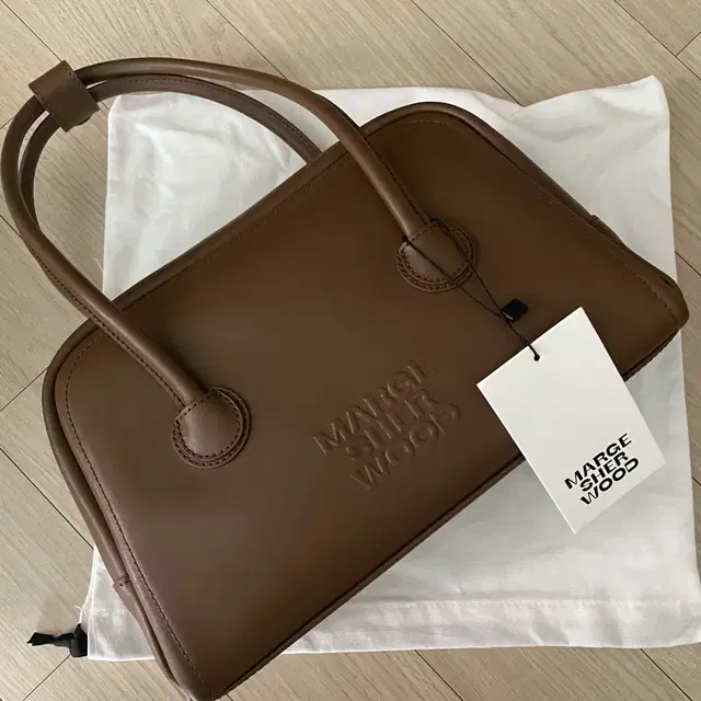 마지셔우드 soft tote 소프트 토트백 브라운