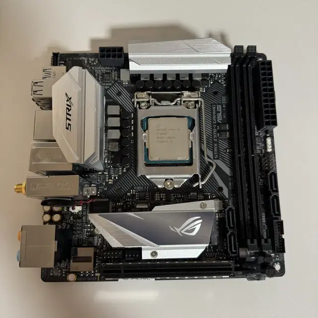 i5 8400 + ASUS STRIX Z370-I Gaming