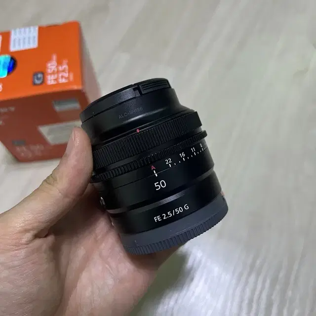 소니 sel50f25g 판매합니다.