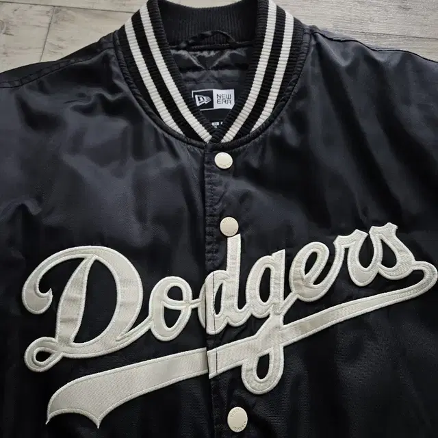 (xl)뉴에라 mlb la다저스 스타디움 자켓 블랙