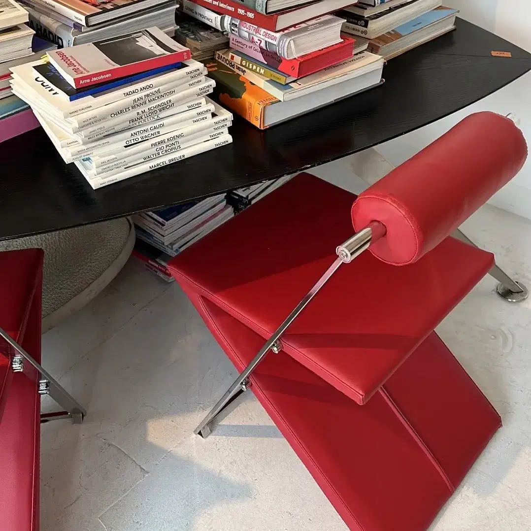 빈티지 Unique Red Chair 체어