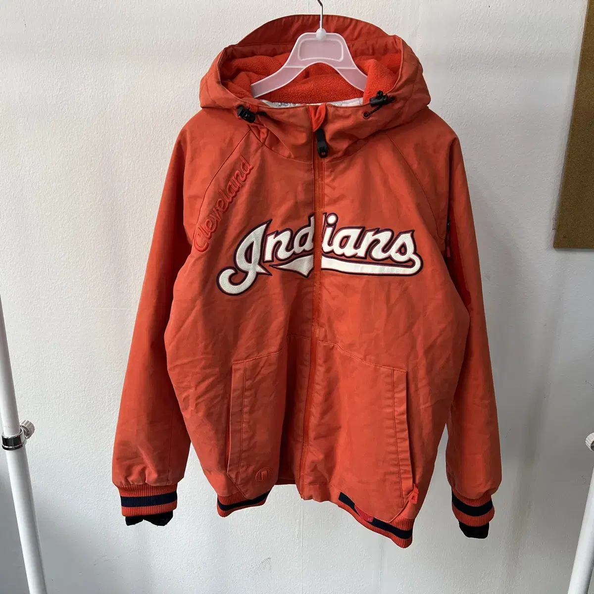 MLB Cleveland Hooded Jumper