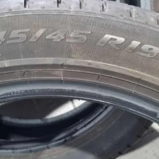 피렐리 피제로 런플렛 썸머타이어 245/45 R19