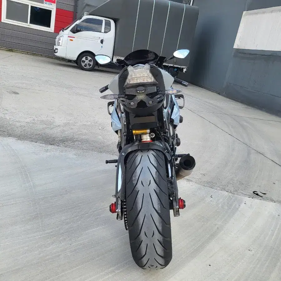 15년식 BMW S1000rr 풀배기차량 판매합니다.