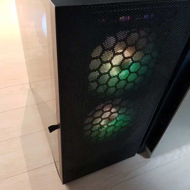 고성능 게임 PC 12500, RX5700, B660m, 980 pro