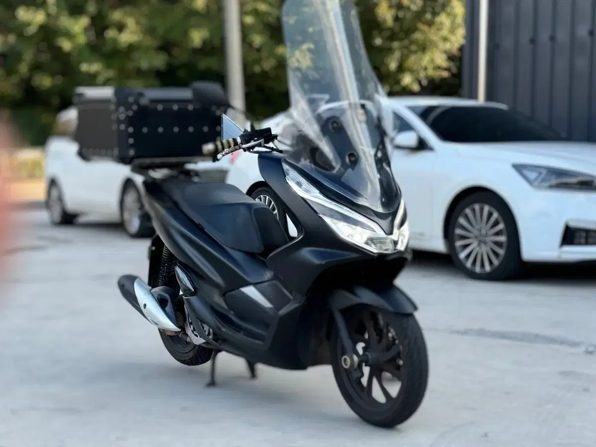 19년식 pcx125 배달셋팅차량 판매합니다.