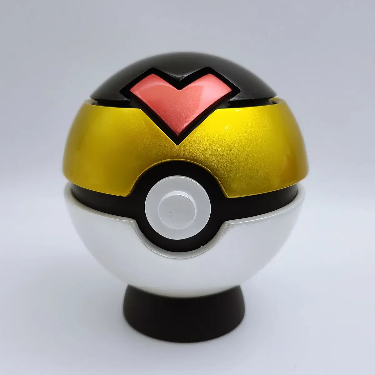 Pokemon Resin Statues (Revel Ball)