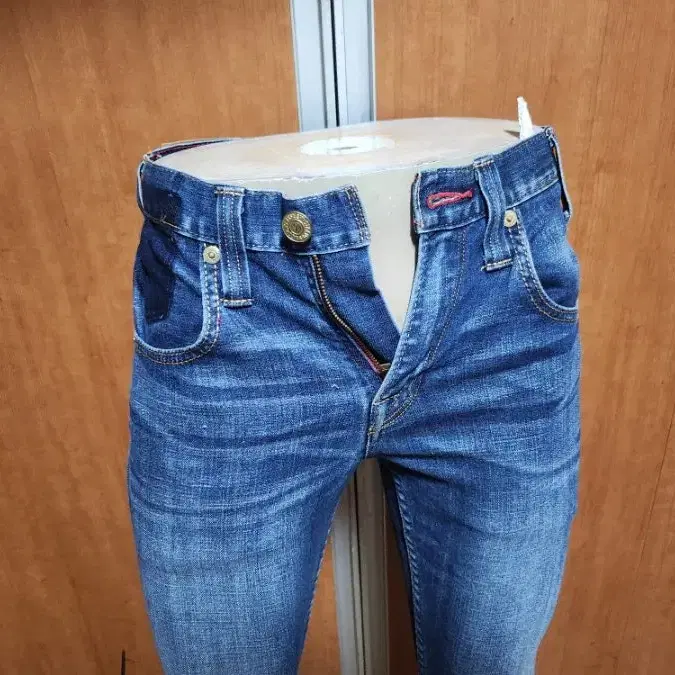 LEVIS510리바이스510스판셀비지청바지32입니다만실측고려약30정도