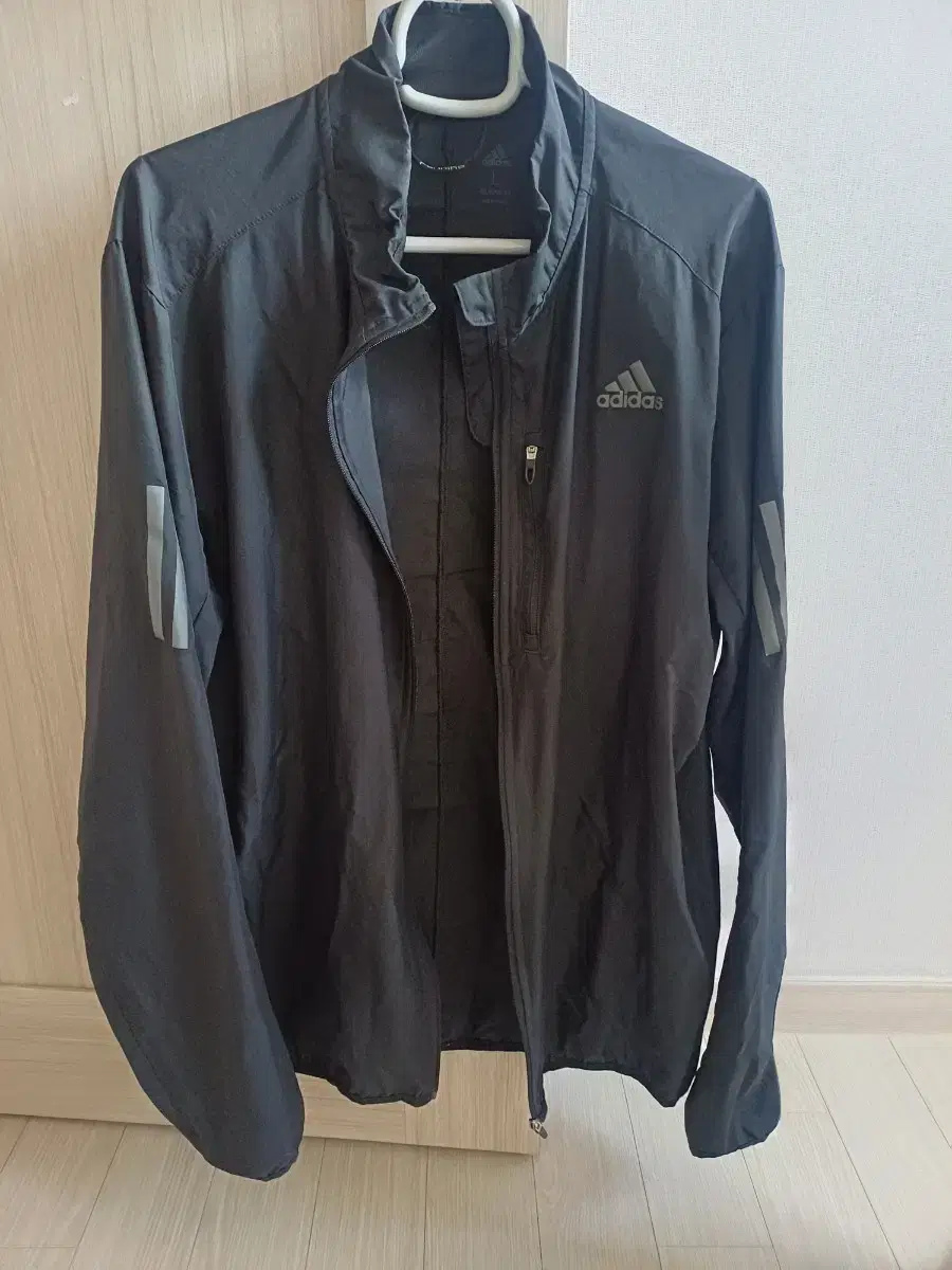 Adidas Windbreaker L