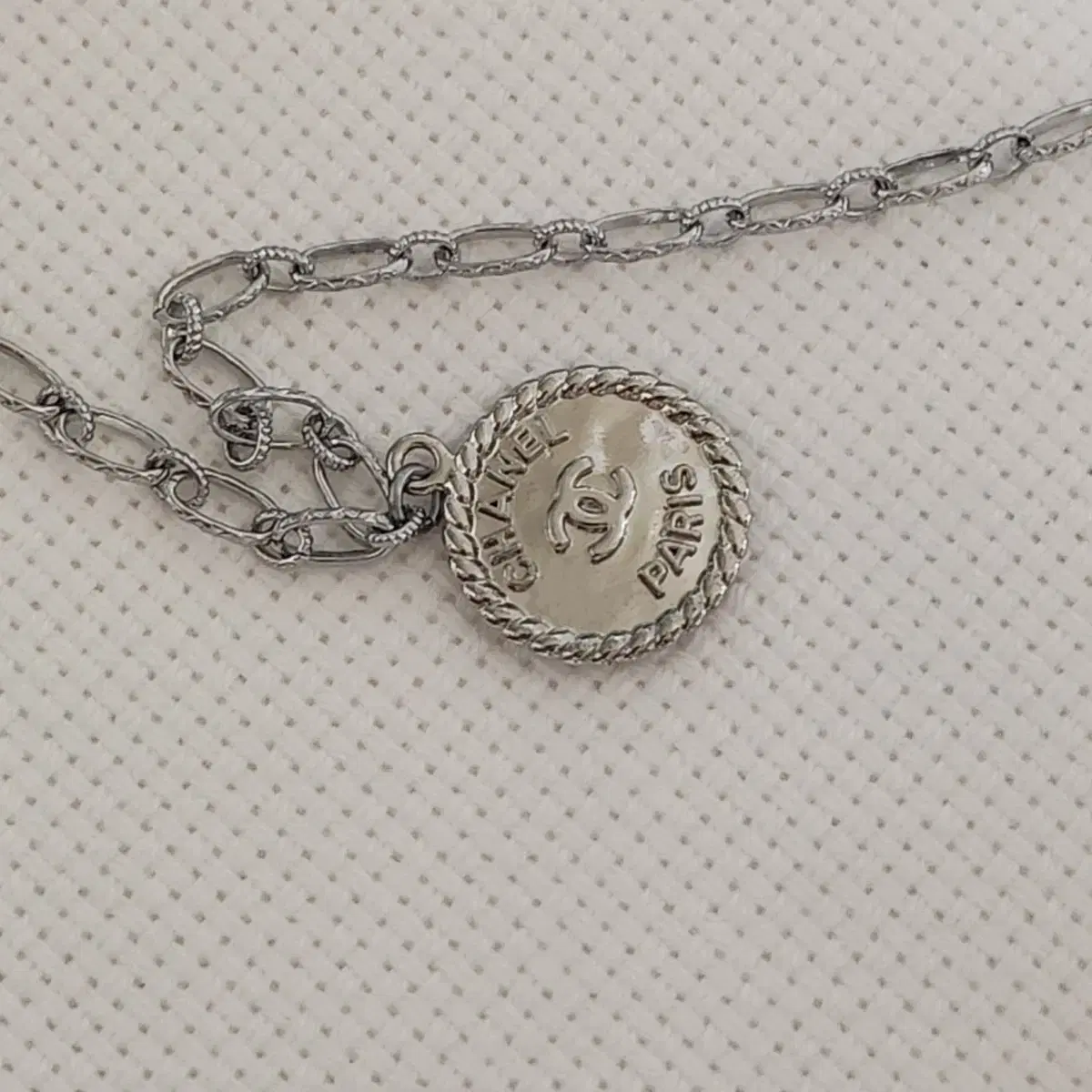 [Genuine Vintage] Chanel No.5 Antique Chain Necklace