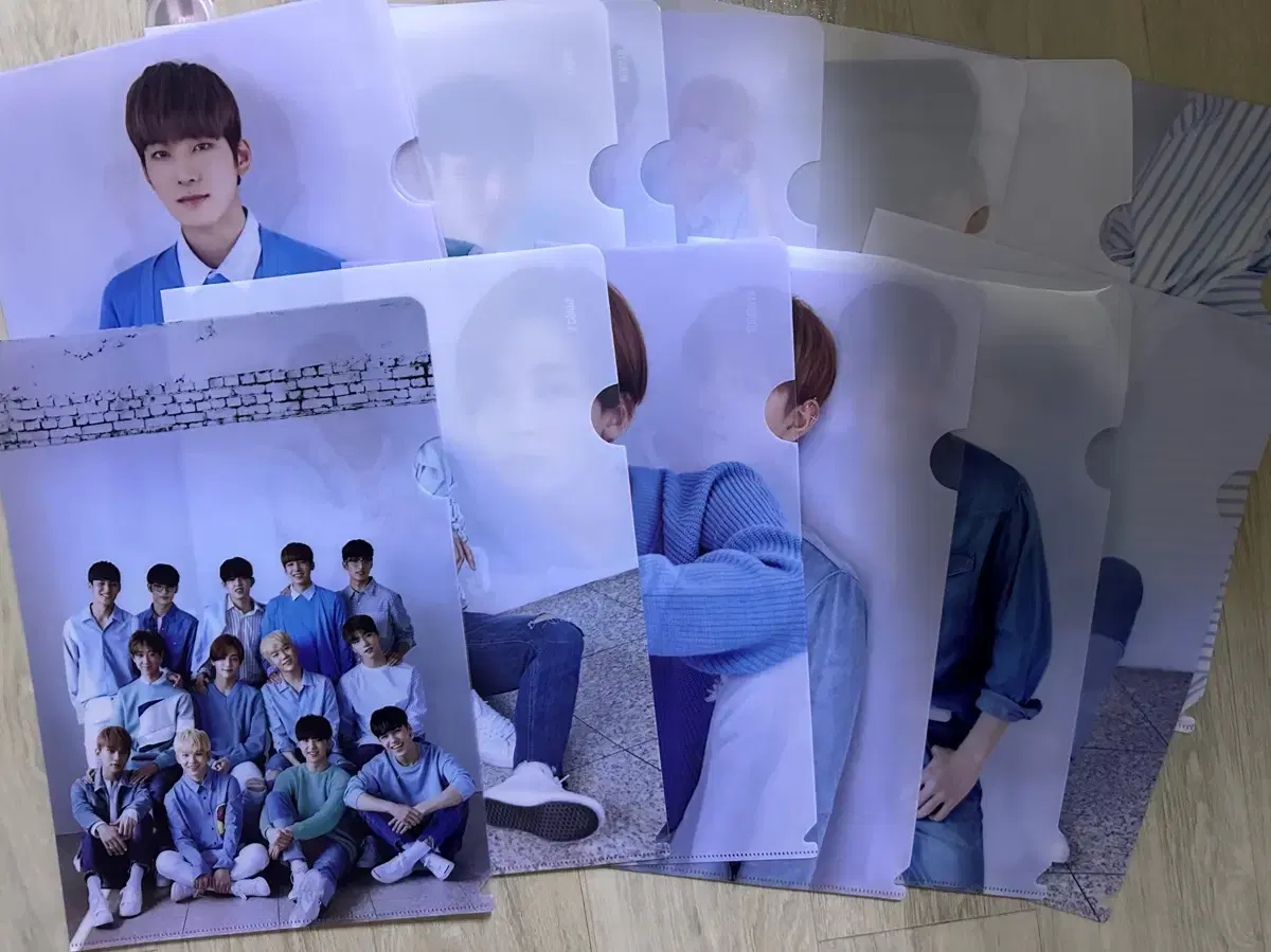 Seventeen Carat L-Shaped File Membership