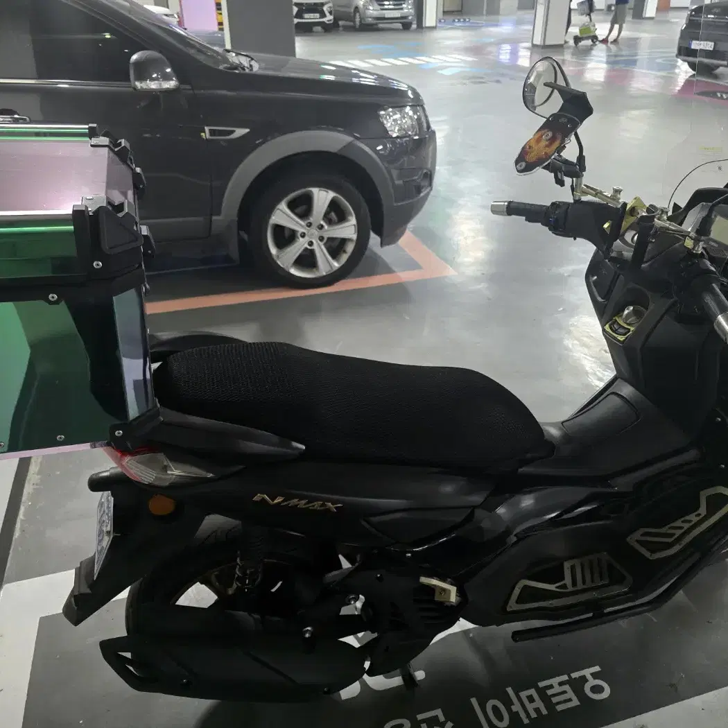 (개인판매) 2022년식 야마하 NMAX125 블랙 색상 팝니다. 직거래