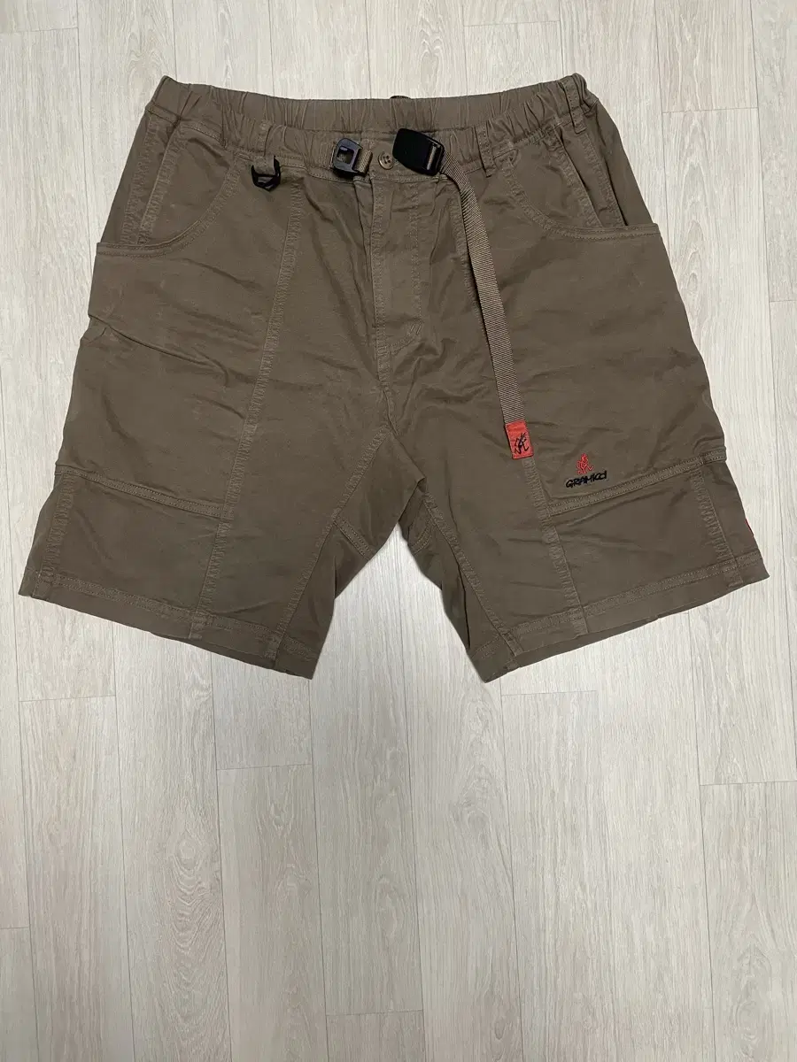 Gramicci x New Era Gear Shorts L