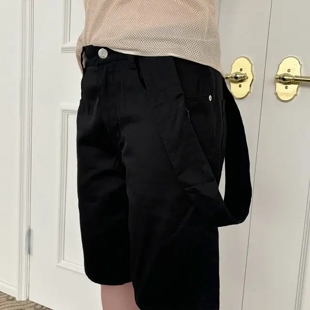 HELMUT LANG strap point Bermuda pants