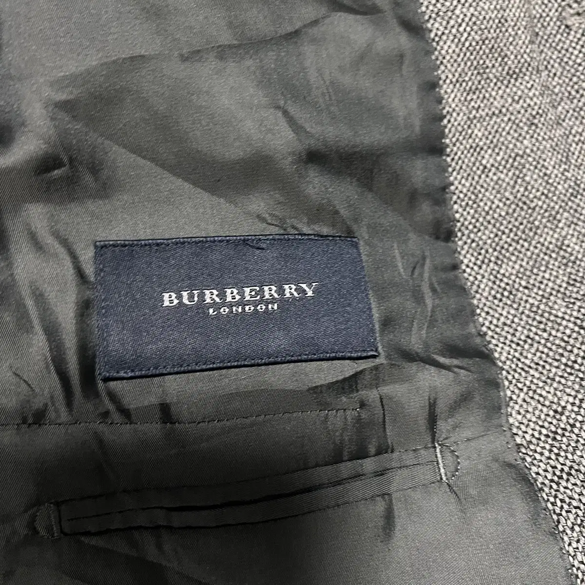 BURBERRY 버버리 헤링본 그레이 투버튼 블레이져자켓(L)