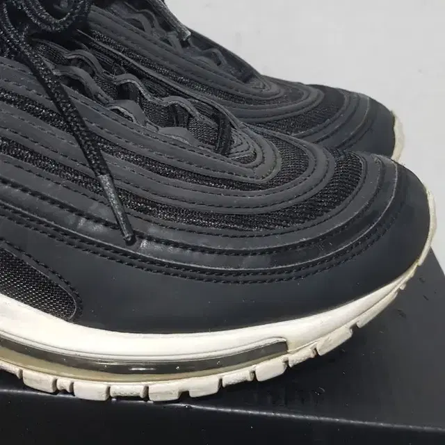 <택포>255-260 정품 NIKE AIR-MAX 97 쿠션 스니커즈!