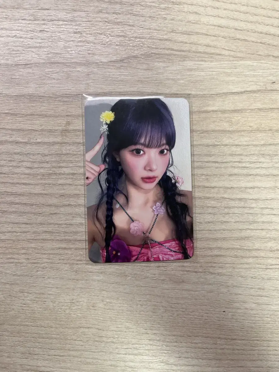 Bombshell) le sserafim hong eunchae e.ji shopee photocard sells