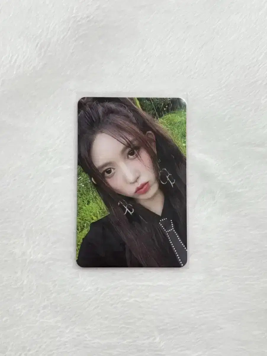 Ive Badie Off the Record gaeul photocard