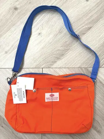 택 포함 미사용 새상품 BAG'n'NOUN 백앤나운 숄더백