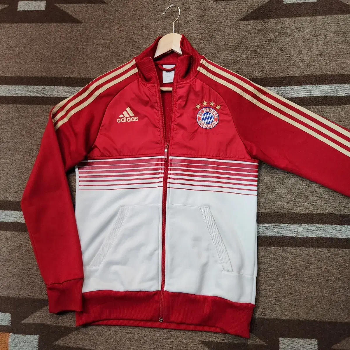 Weekend Sale) Bayern Munich Adidas Jersey Track Top 95