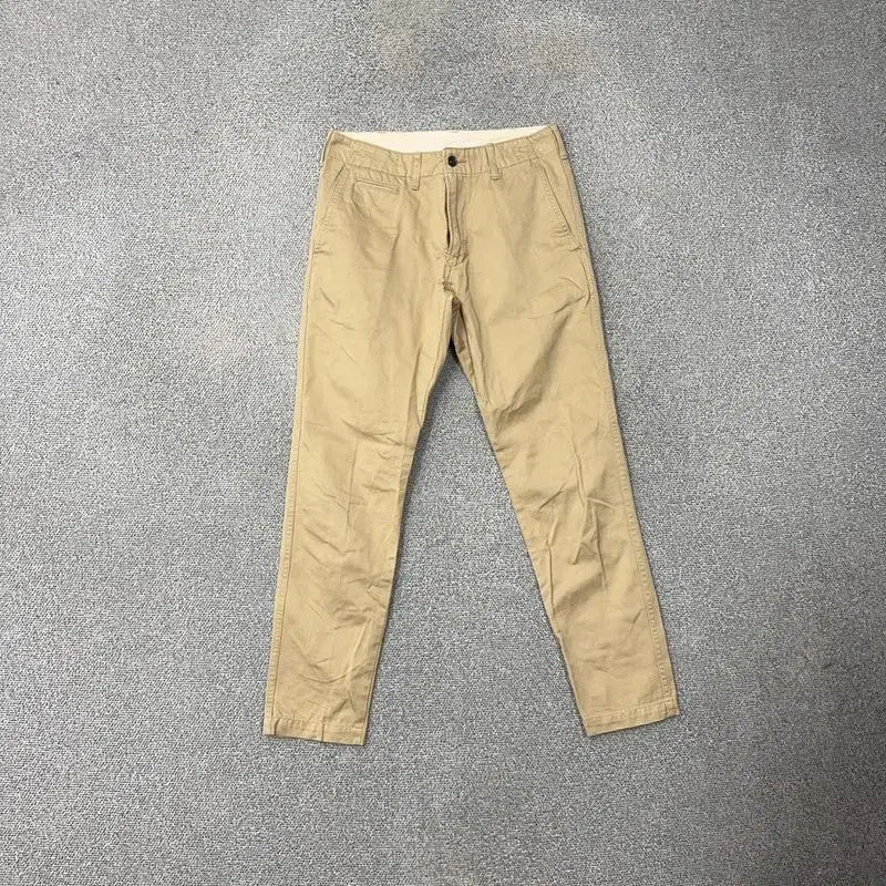 Uniqlo Beige Casual Cotton Chino Pants 31