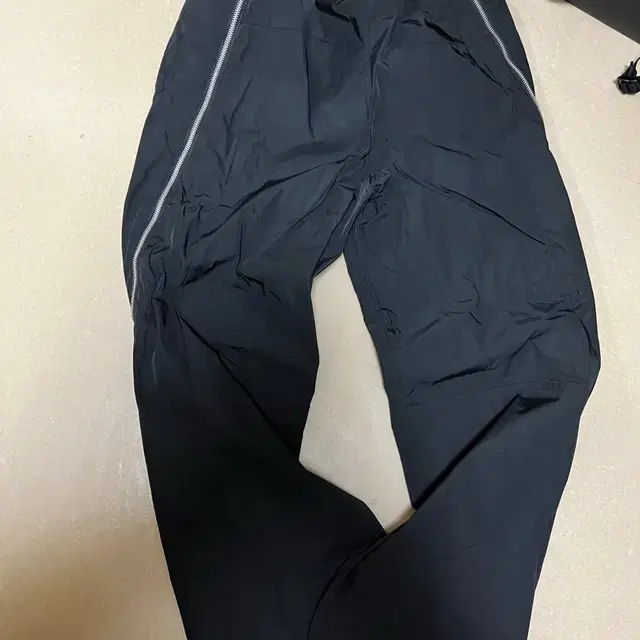 그레일즈 TWIST ZIP TROUSER 팬츠 2사이즈