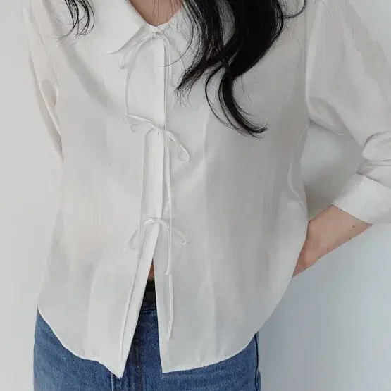 모데스트무드 glossy blouse 글로시 블라우스 모무