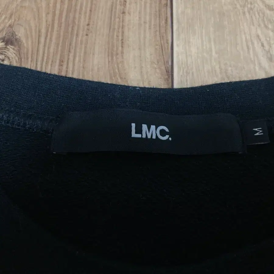 LMC 맨투맨 블랙 M