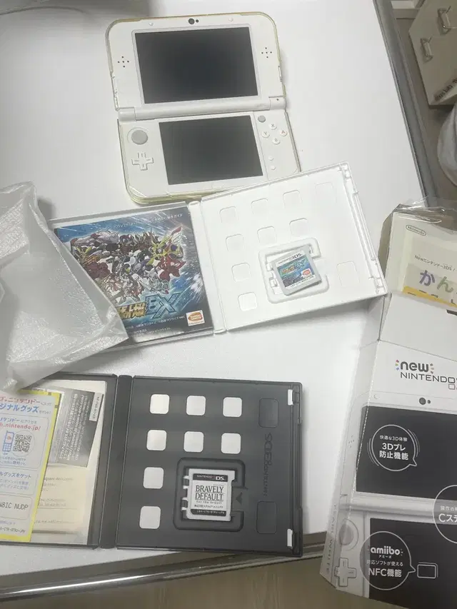 풀박스!! 일판 뉴닌텐도3ds ll + 게임타이틀 2개