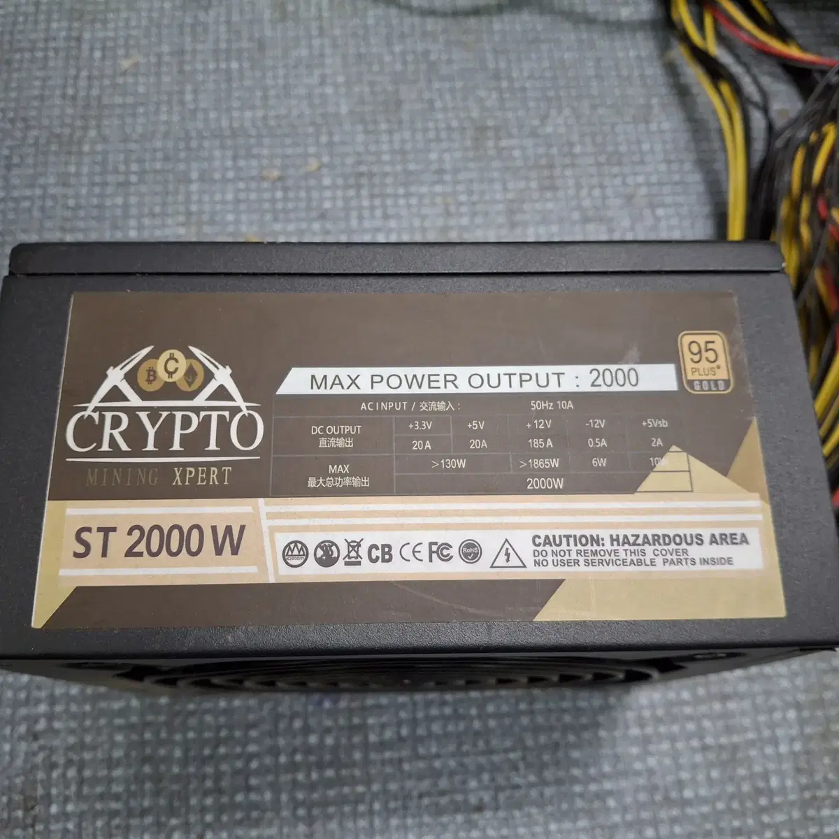 메인보드,cpu,메모리카드 삼성8g,ssd,2000w파워 풀 세트 팜