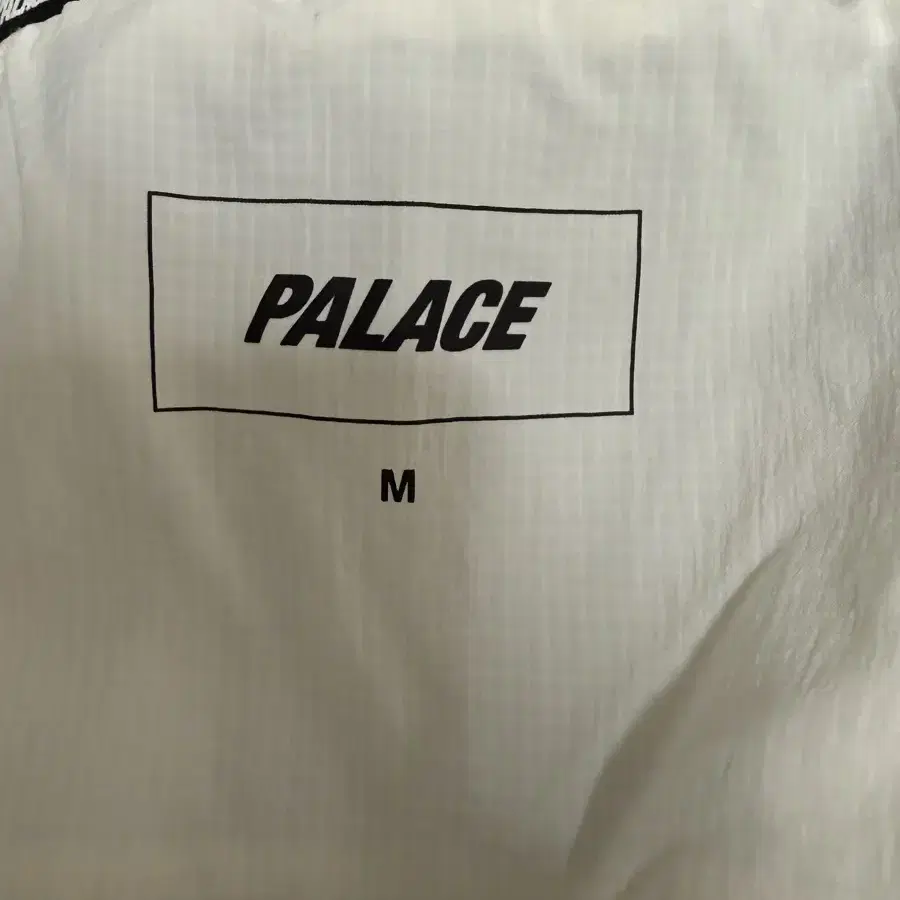 팔라스(PALACE) 쉘 자켓 / M사이즈