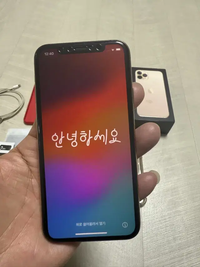 아이폰 11pro 256 골드. 베터리 87.