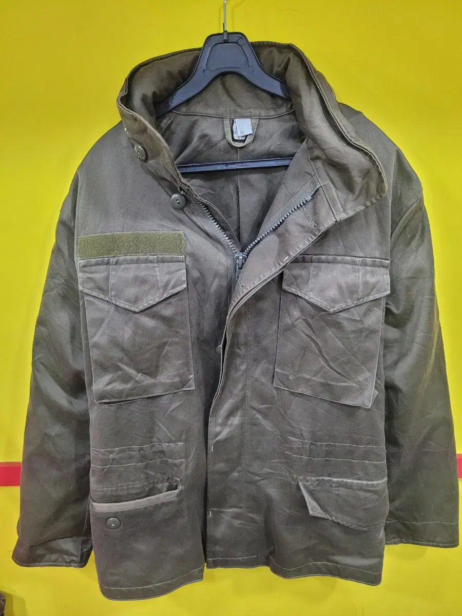 10 Genuine Austrian HEERESEIGENTUM Field Jacket