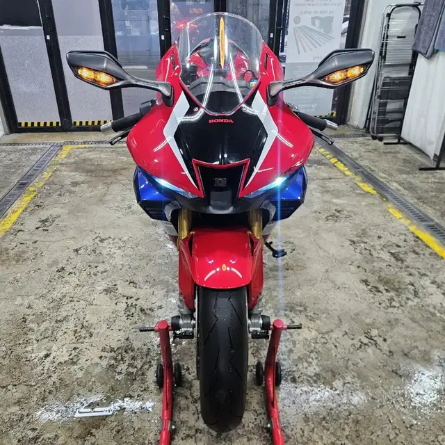 21년 CBR1000RRR SP 대차