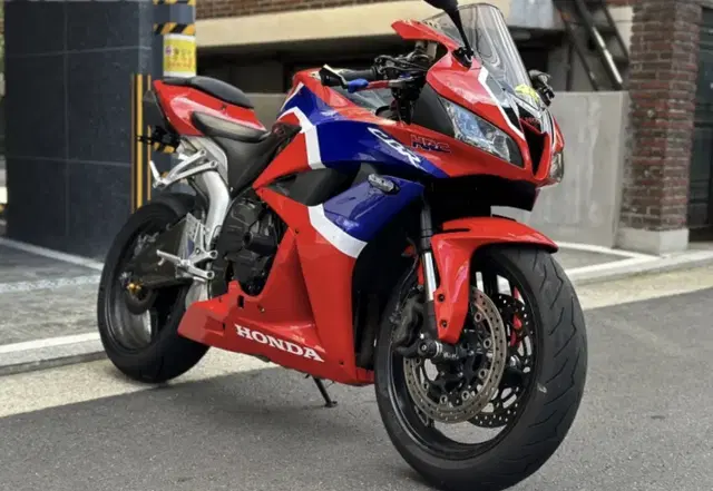 CBR600RR 판매합니다