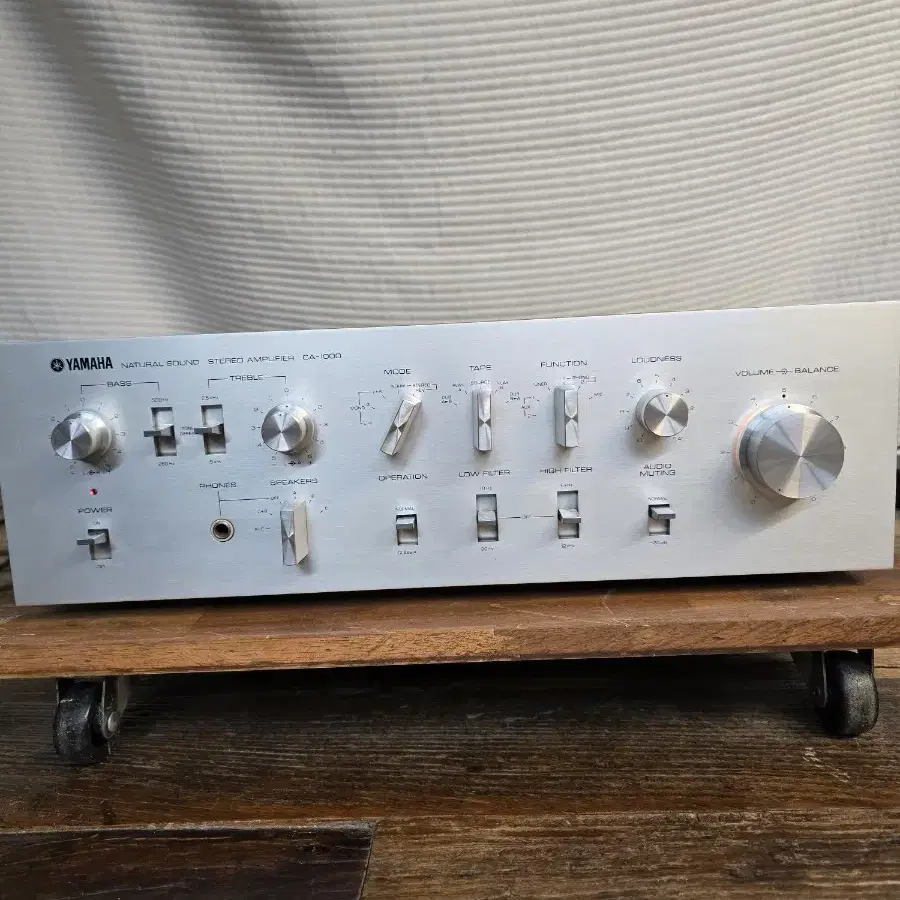 YAMAHA  CA-1000