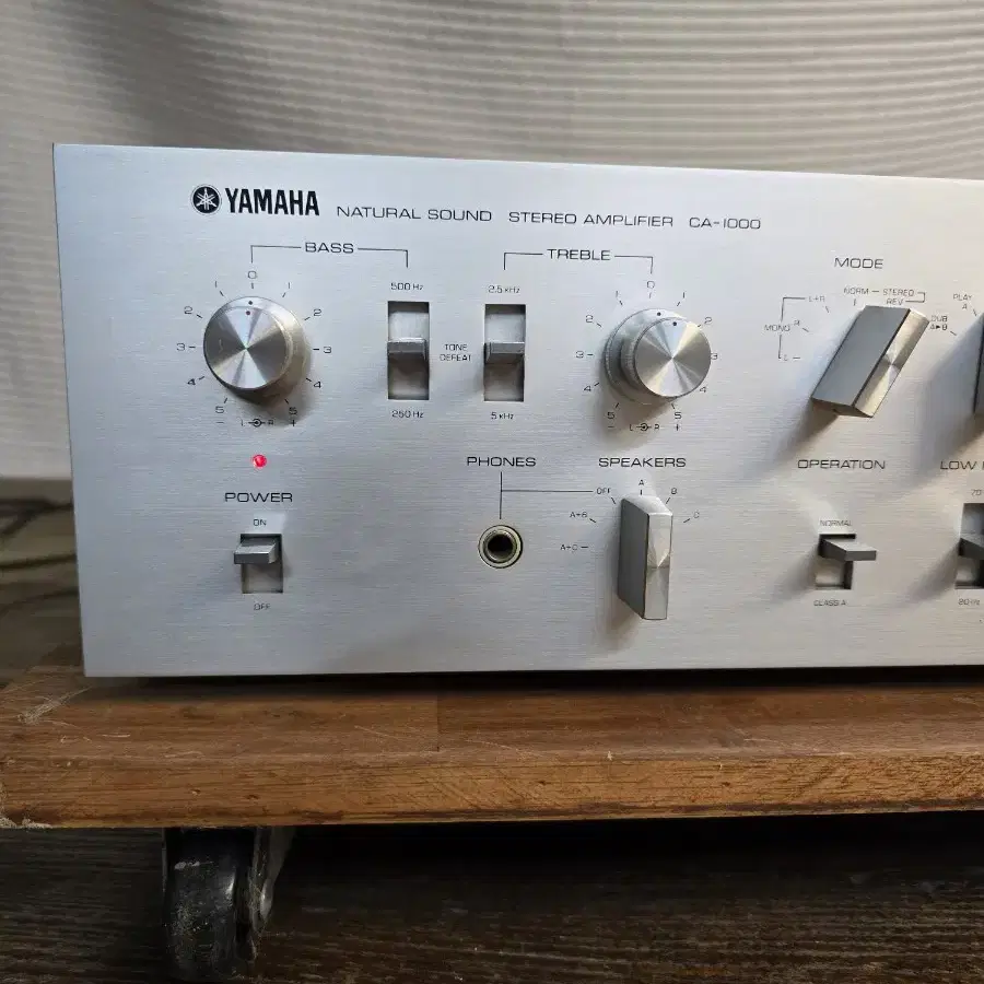 YAMAHA  CA-1000