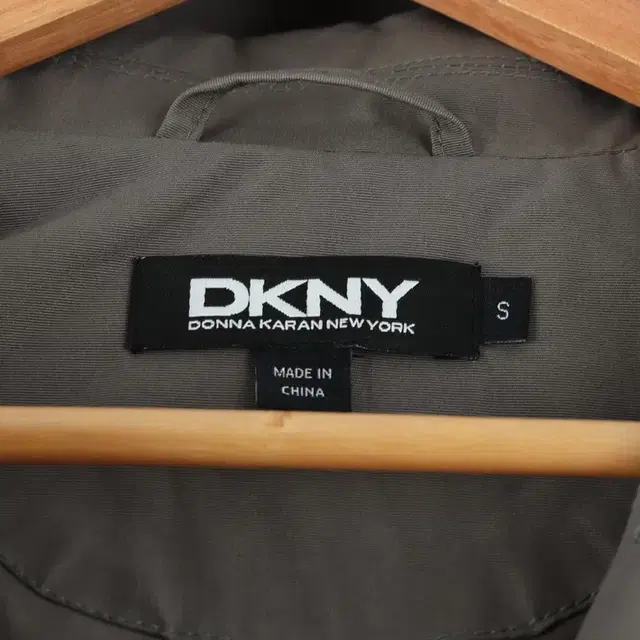 (S) DKNY 디케이앤와이 도나카란 집업 바람막이 점퍼자켓-F522