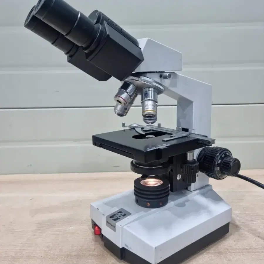 Amarel API Microgold Microscope 현미경