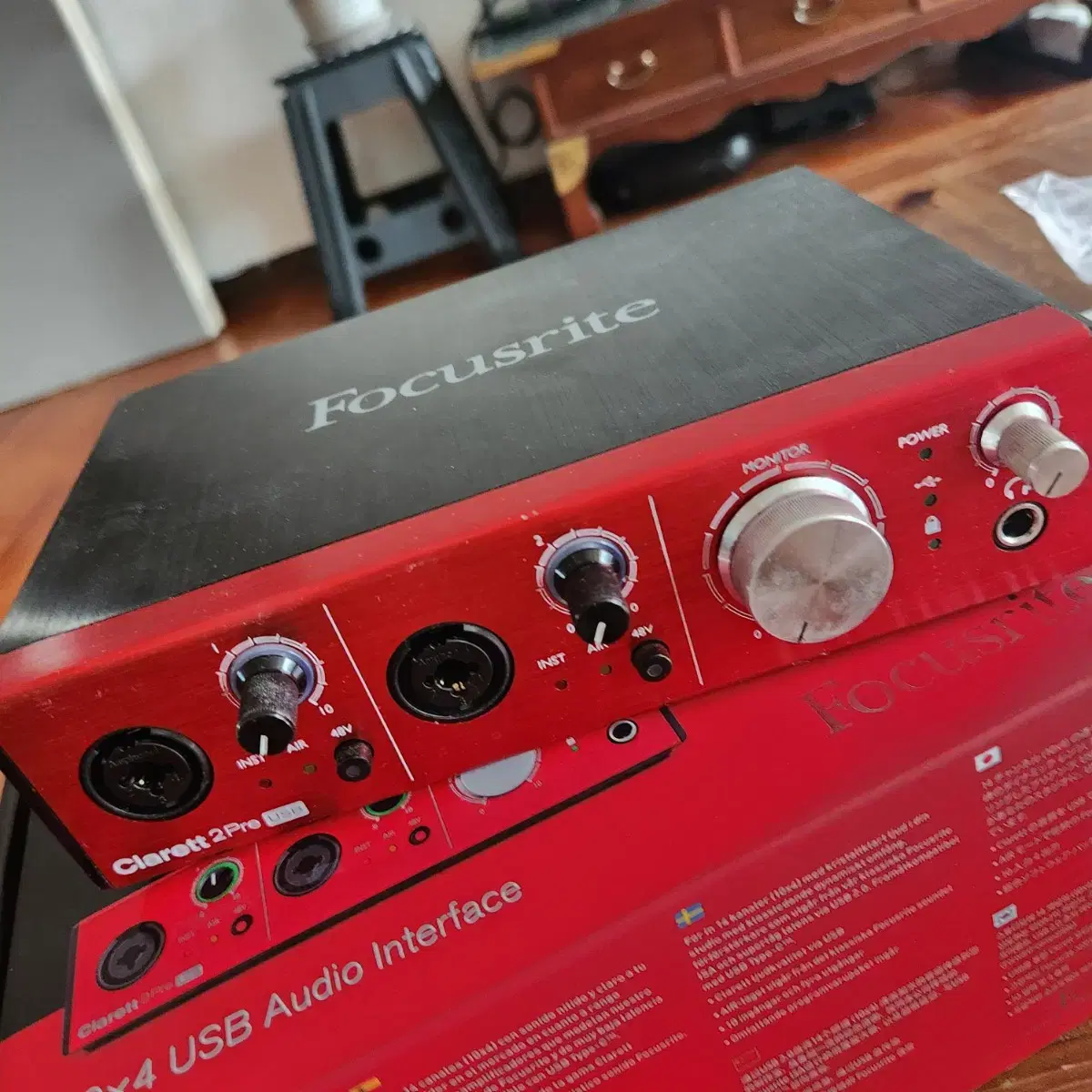 Clarett 2Pre USB 오디오인터페이스 팝니다.